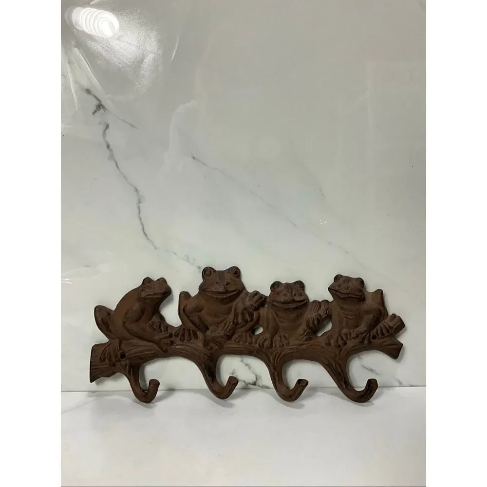 VINTAGE Square Nest Cast Iron 4 Frogs On A Log Wall Hook